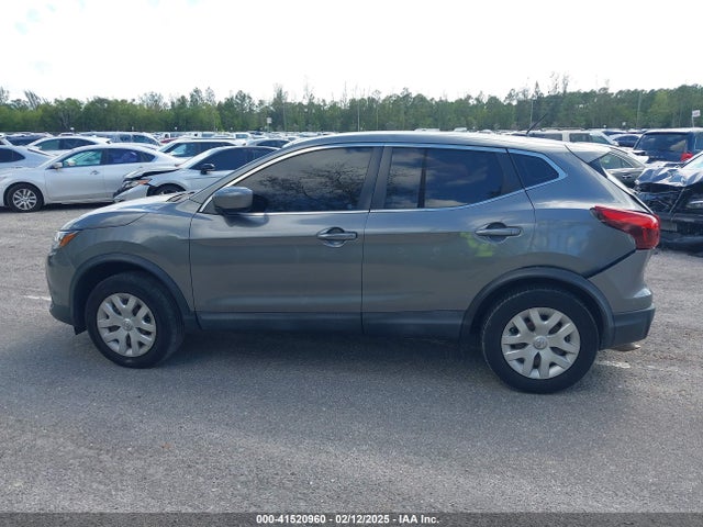 JN1BJ1CP8KW217691 Nissan Rogue Sport S