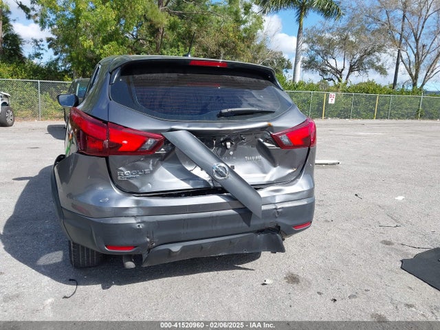JN1BJ1CP8KW217691 Nissan Rogue Sport S