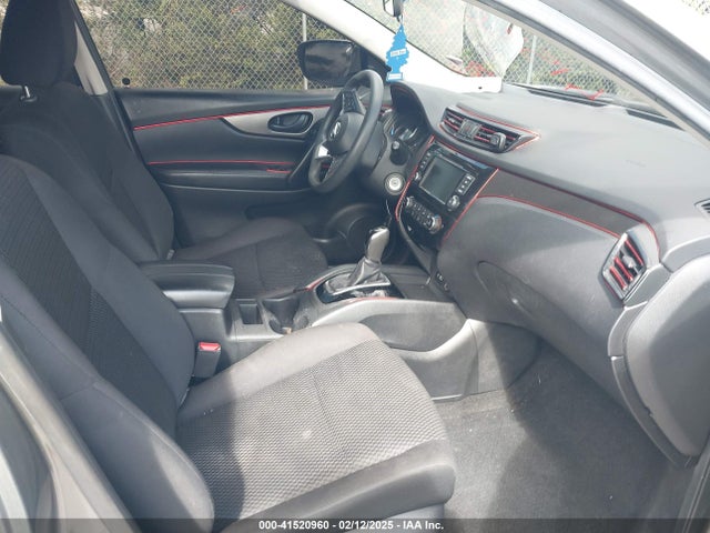 JN1BJ1CP8KW217691 Nissan Rogue Sport S