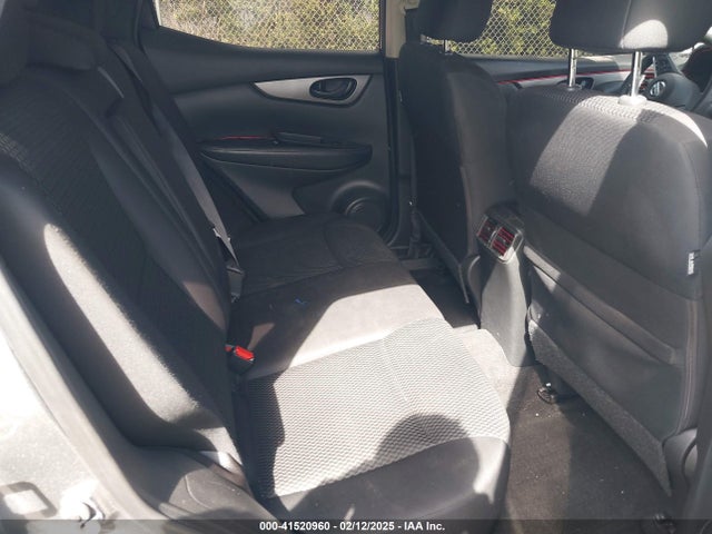 JN1BJ1CP8KW217691 Nissan Rogue Sport S