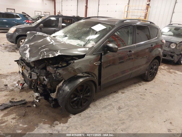 Ford ESCAPE SE 2018 1FMCU9GD5JUD49790 Image 2