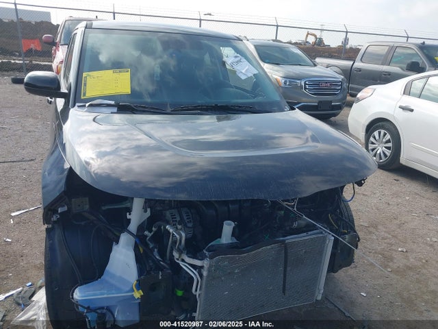KNDJ23AU7R7236067 KIA SOUL LX