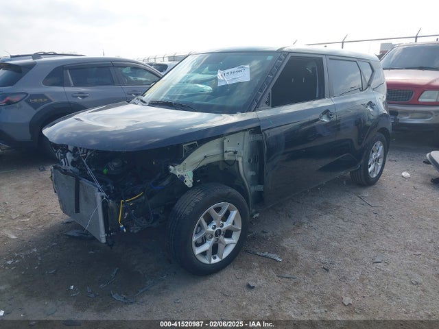 KNDJ23AU7R7236067 KIA SOUL LX
