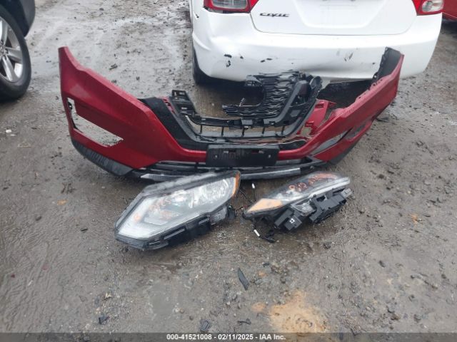 5N1AT2MT3JC840815 Nissan ROGUE SV