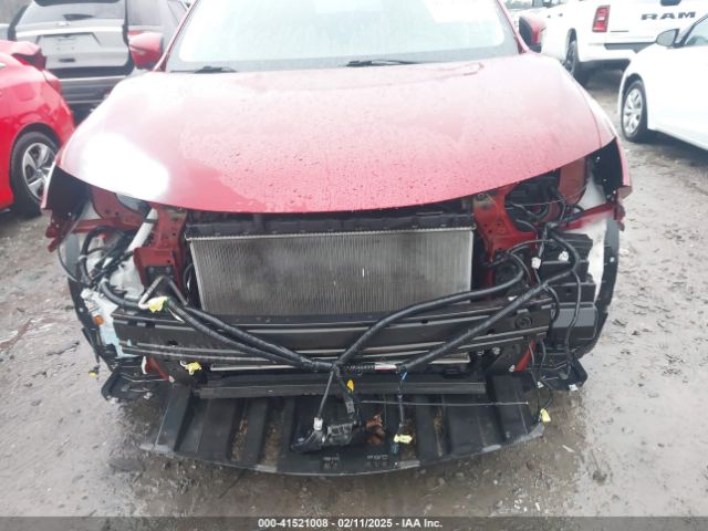 5N1AT2MT3JC840815 Nissan ROGUE SV