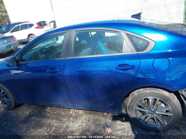 3KPF24AD1NE416313 KIA Forte Lxs