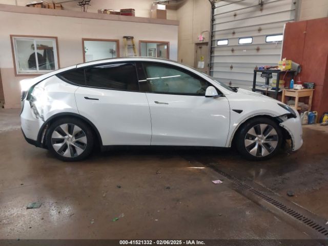 5YJYGDEE5LF043801 Tesla Model Y Long Range Dual Motor All-wheel Drive