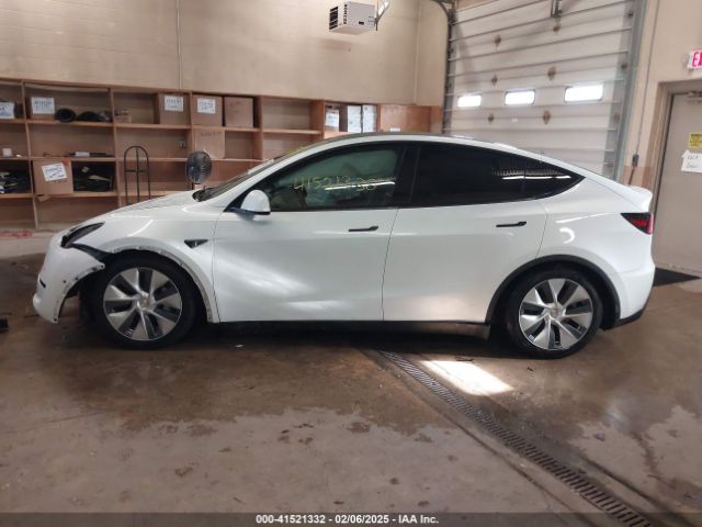 5YJYGDEE5LF043801 Tesla Model Y Long Range Dual Motor All-wheel Drive