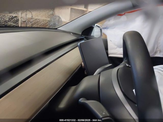 5YJYGDEE5LF043801 Tesla Model Y Long Range Dual Motor All-wheel Drive