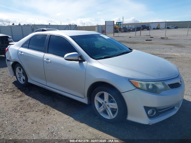 2014 4T1BF1FK3EU410390 main image