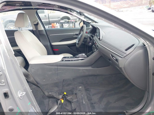 KMHL24JA3PA297044 Hyundai SONATA SE