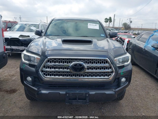 5TFAZ5CN8HX049349 Toyota Tacoma Trd Sport