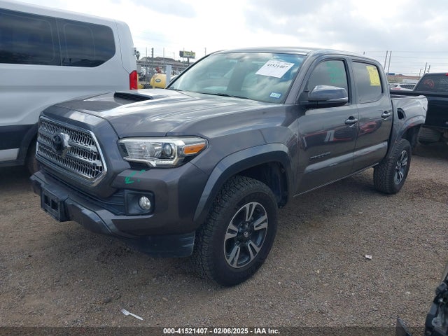 5TFAZ5CN8HX049349 Toyota Tacoma Trd Sport