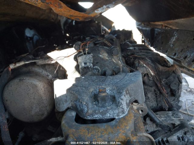 5XYPG4A3XKG453324 KIA Sorento 2.4l L
