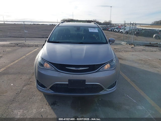 Chrysler Pacifica Touring L 2018 2C4RC1BG6JR144724 Image 12