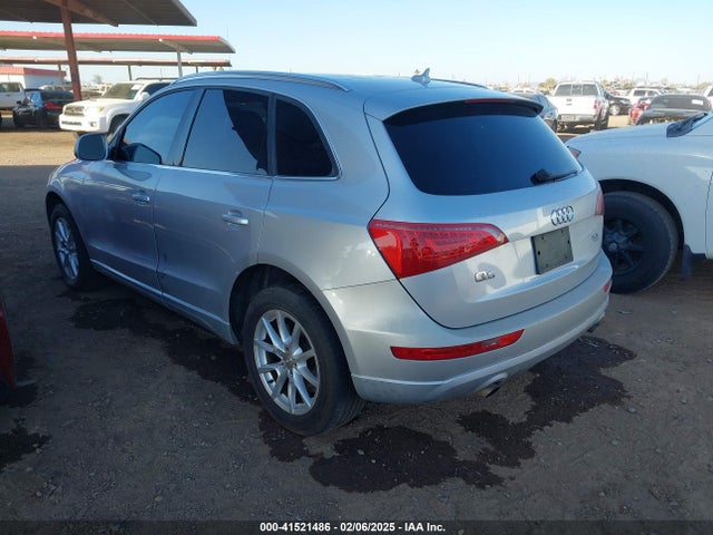 2011 AUDI Q5 WA1LFAFP0BA034713 Photo 2