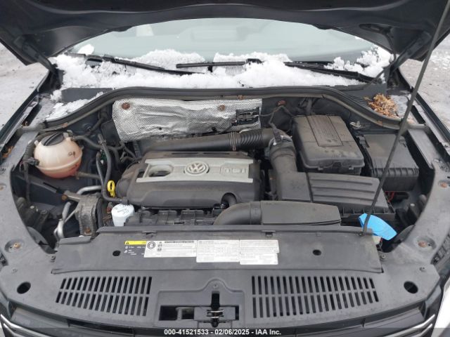 WVGBV7AX8GW592927 Volkswagen TIGUAN S