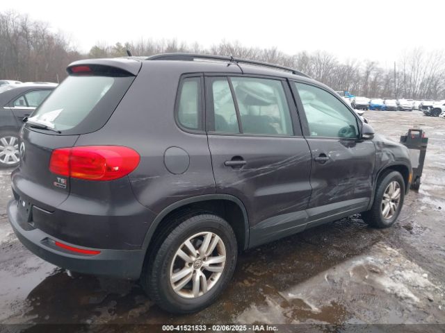 WVGBV7AX8GW592927 Volkswagen TIGUAN S