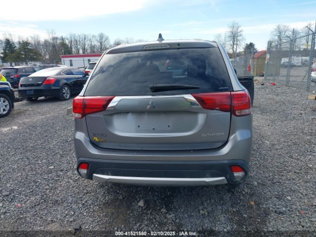 JA4AZ2A34HZ053333 Mitsubishi Outlander Es