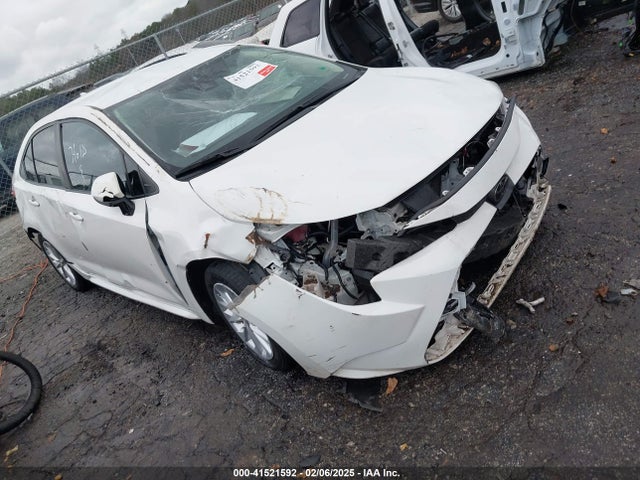 JTDVPMAE3NJ193796 Toyota COROLLA LE