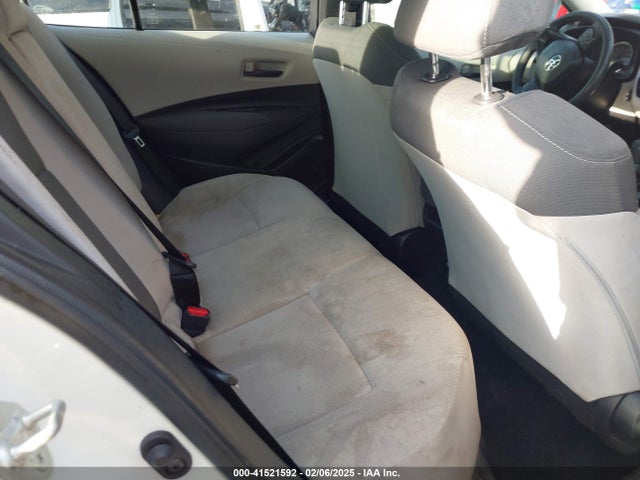 JTDVPMAE3NJ193796 Toyota COROLLA LE
