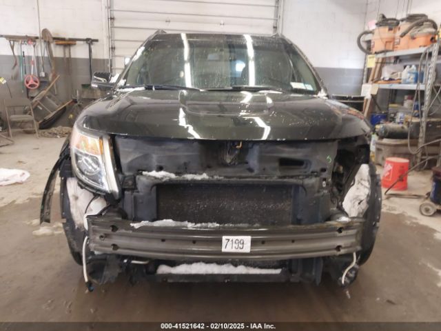1FM5K8D82FGA16985 Ford EXPLORER XLT