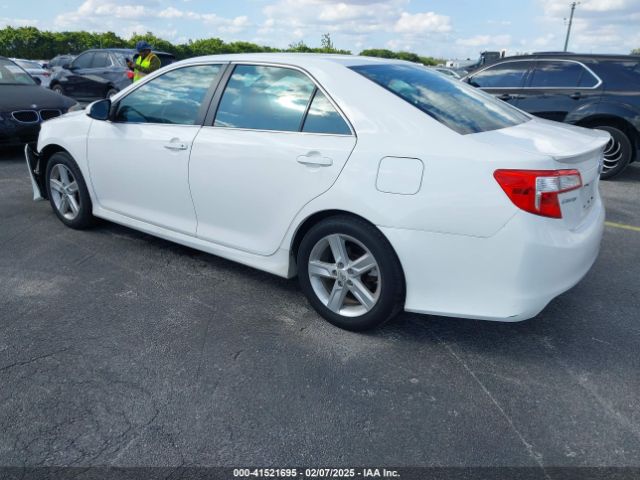 4T1BF1FK7EU330042 Toyota CAMRY SE