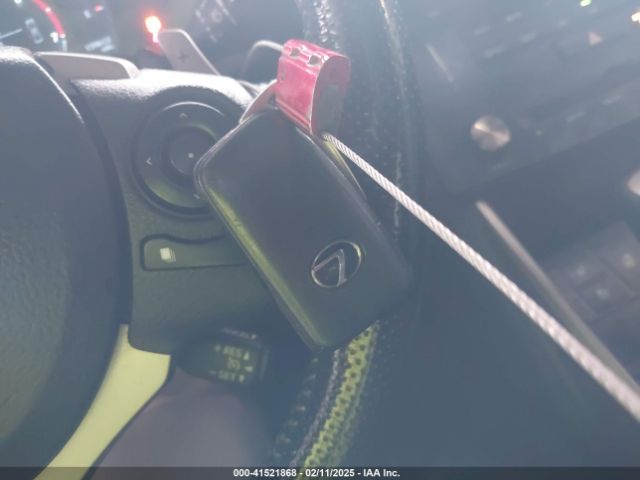 JTHBA1D25G5022112 Lexus IS 200T