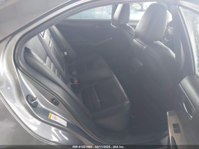 JTHBA1D25G5022112 Lexus IS 200T