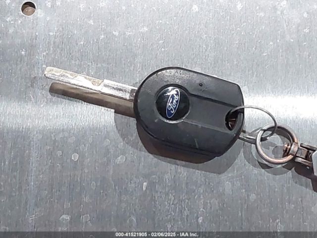 1FMCU0HD3JUD55145 Ford ESCAPE SEL