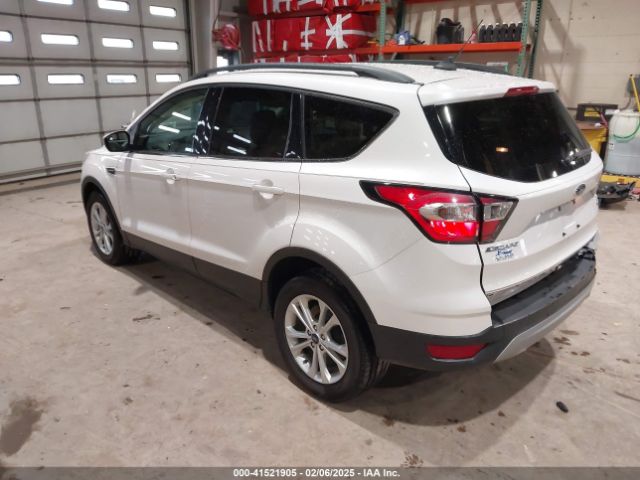 1FMCU0HD3JUD55145 Ford ESCAPE SEL
