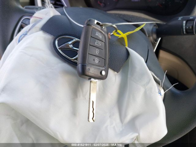 3KPC24A60NE190169 Hyundai Accent Sel