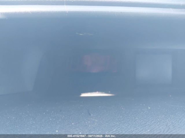 JTDKDTB33G1117310 Toyota Prius C One