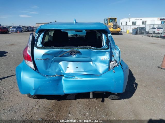 JTDKDTB33G1117310 Toyota Prius C One