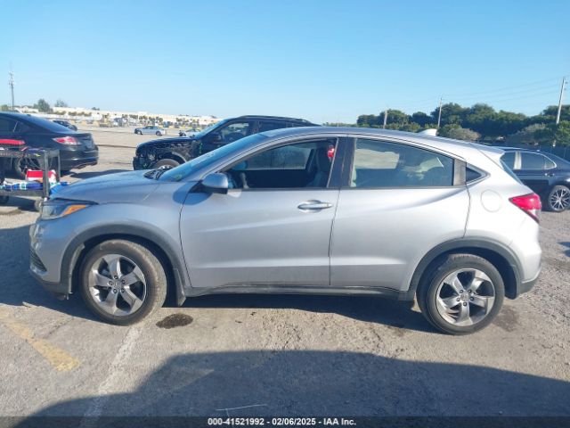 3CZRU5H33NM709544 Honda Hr-v 2wd Lx