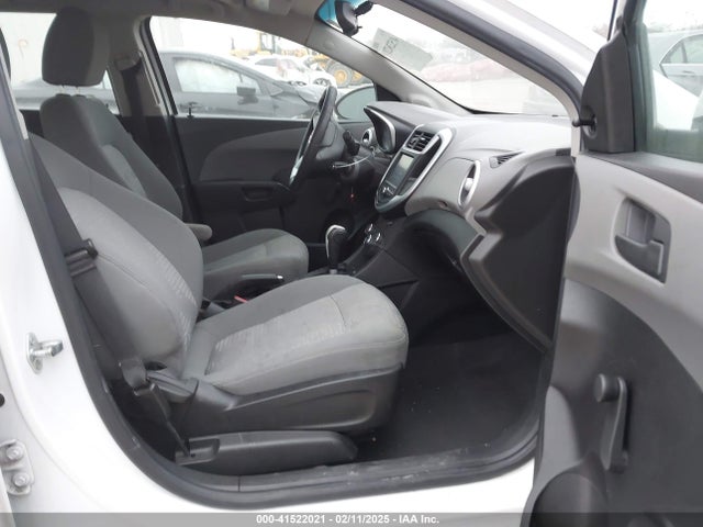 1G1JG6SG5H4165536 Chevrolet Sonic Lt Auto