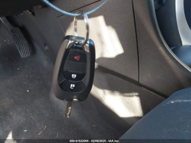 3GNCJKSB3LL301204 Chevrolet Trax Fwd Ls