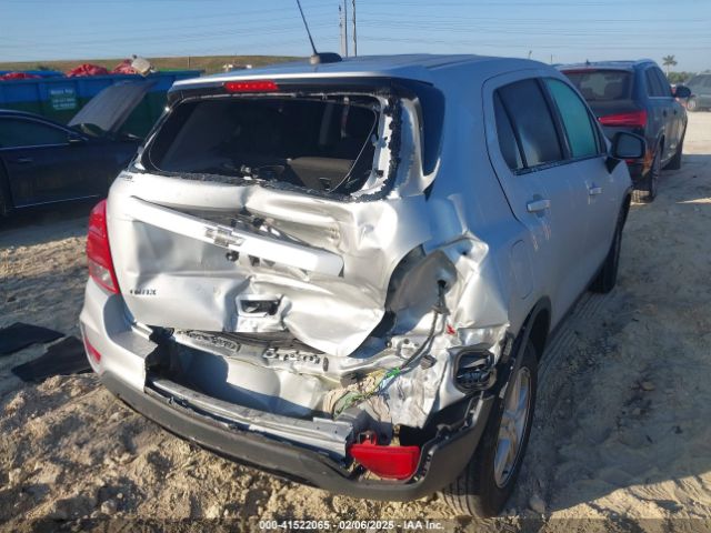 3GNCJKSB3LL301204 Chevrolet Trax Fwd Ls