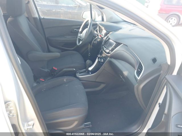 3GNCJKSB3LL301204 Chevrolet Trax Fwd Ls