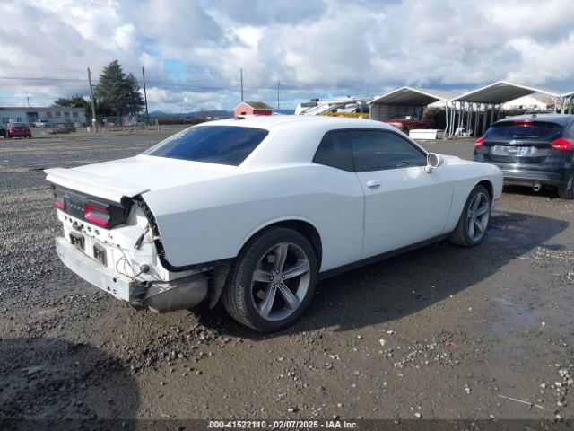 2C3CDZAG9FH878245 Dodge Challenger Sxt