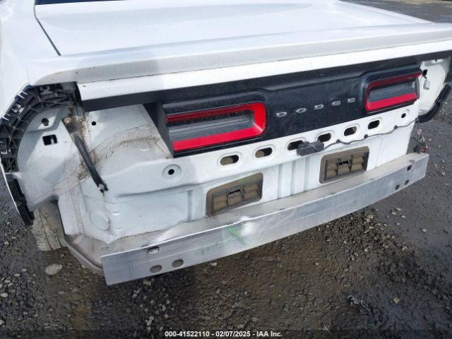 2C3CDZAG9FH878245 Dodge Challenger Sxt