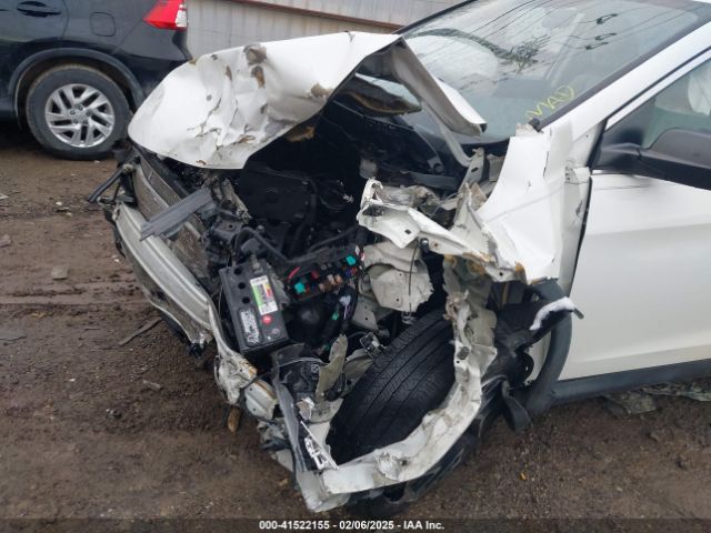 5J6RM4H45GL070722 Honda CR-V SE