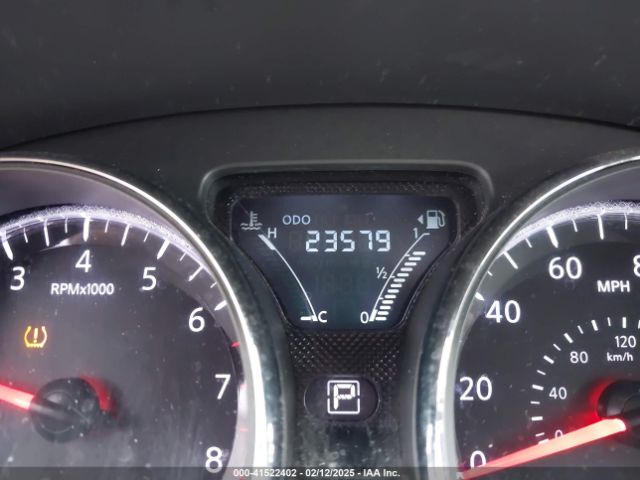 3N1CN7AP3FL950323 Nissan Versa 1.6 Sv