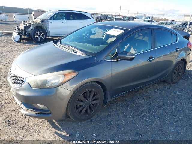 KIA Forte 2014 KNAFX4A84E5068021 Image 2