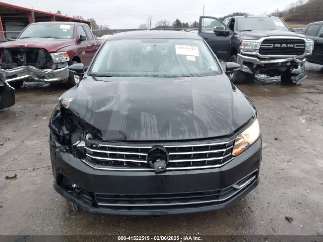 1VWBT7A31HC022646 Volkswagen Passat 1.8t Se