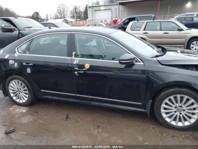 1VWBT7A31HC022646 Volkswagen Passat 1.8t Se