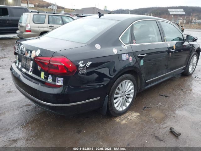 1VWBT7A31HC022646 Volkswagen Passat 1.8t Se
