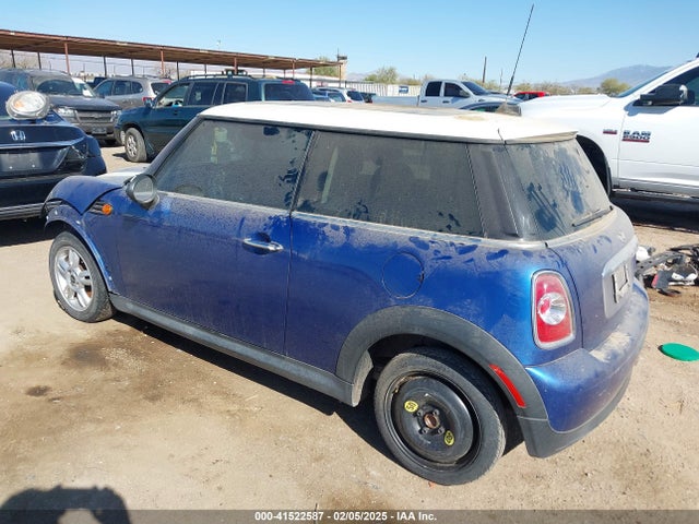 2013 MINI HARDTOP WMWSU3C57DT370093 Photo 2