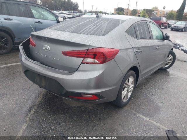 2019 HYUNDAI ELANTRA 5NPD84LF0KH428500 Photo 3
