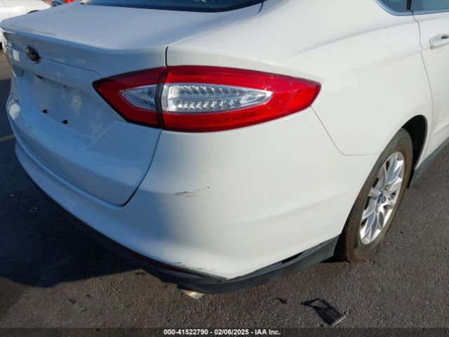 1FA6P0G79G5112887 Ford FUSION S